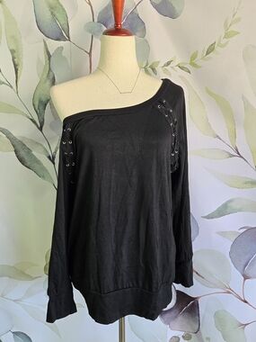 Edgy One-Shoulder Lace-Up Sweatshirt in Black sz M